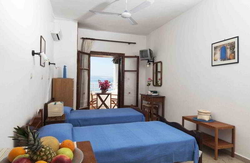 Captain'S Apts Barbati Aparthotel Ngoại thất bức ảnh